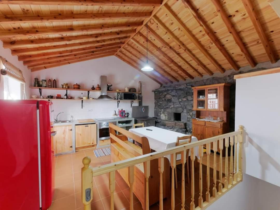 Villa Casas Dos Vimes à Faja dos Vimes Extérieur photo