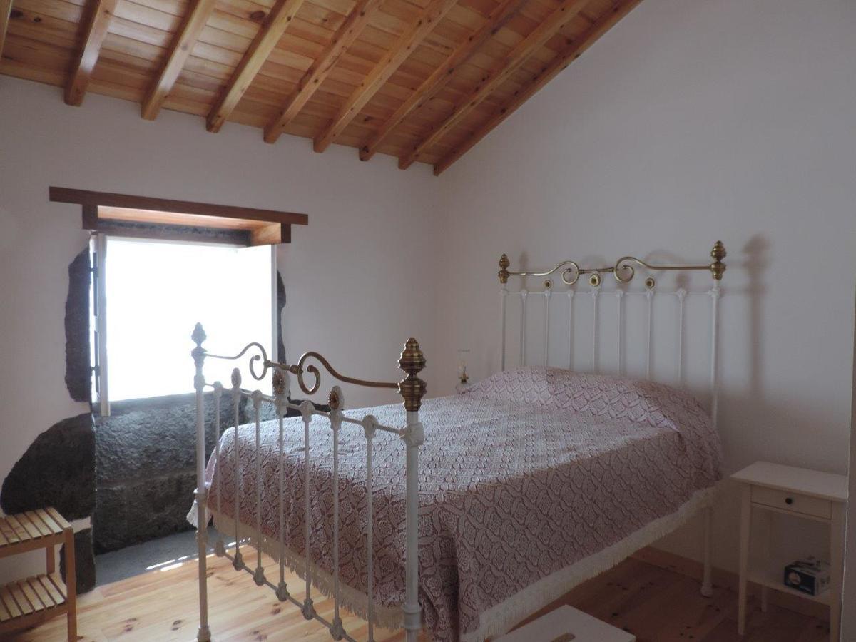 Villa Casas Dos Vimes à Faja dos Vimes Extérieur photo