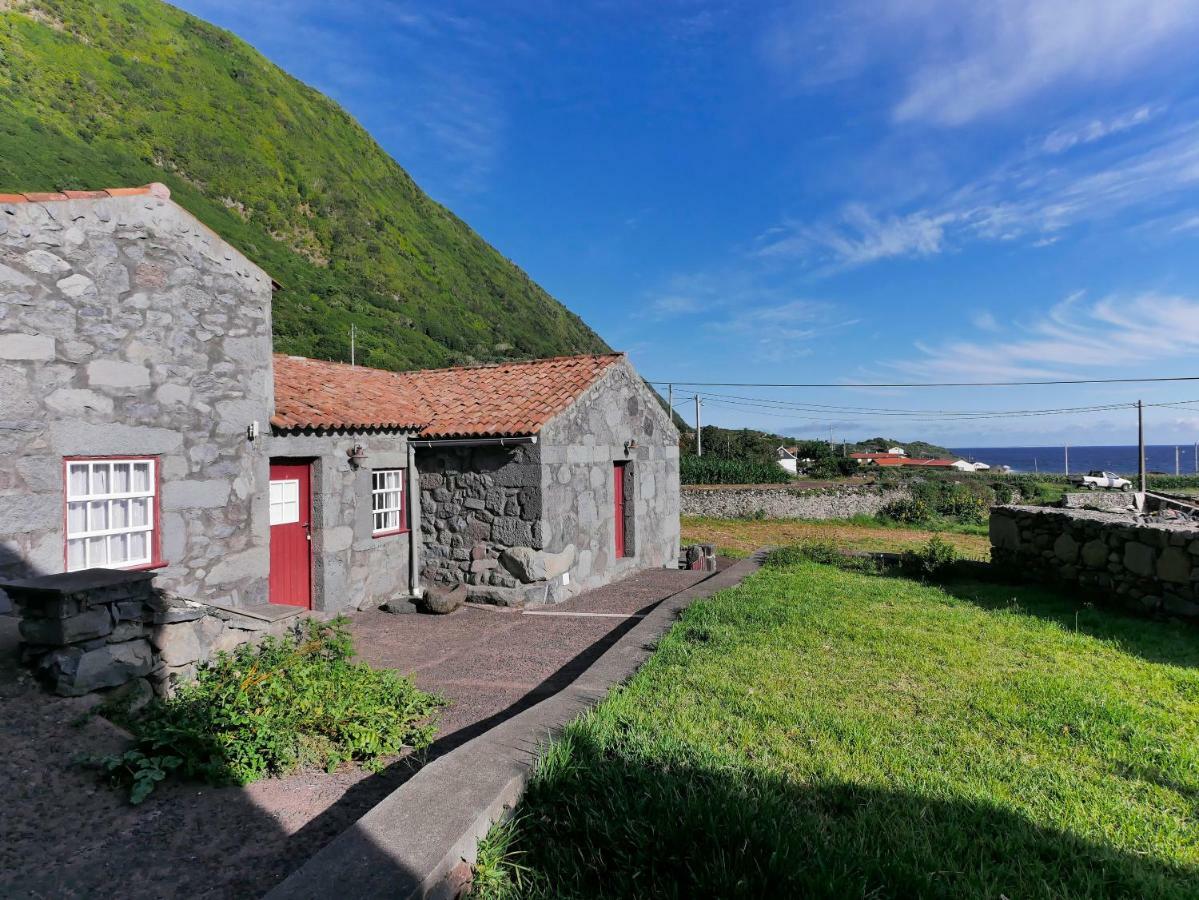 Villa Casas Dos Vimes à Faja dos Vimes Extérieur photo