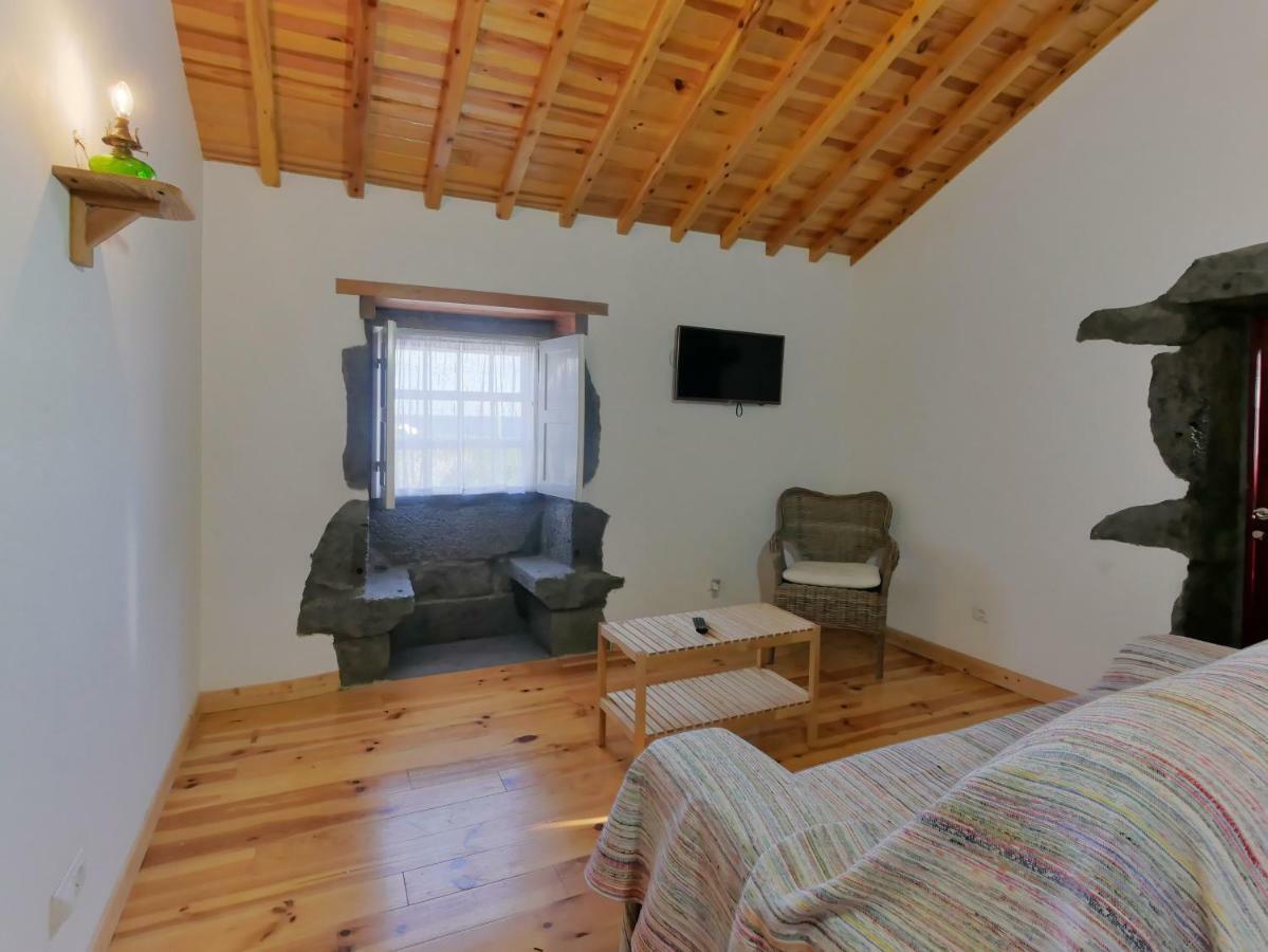 Villa Casas Dos Vimes à Faja dos Vimes Extérieur photo