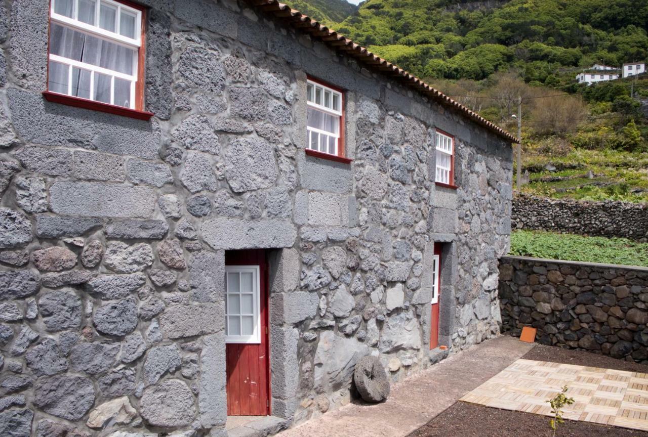 Villa Casas Dos Vimes à Faja dos Vimes Extérieur photo