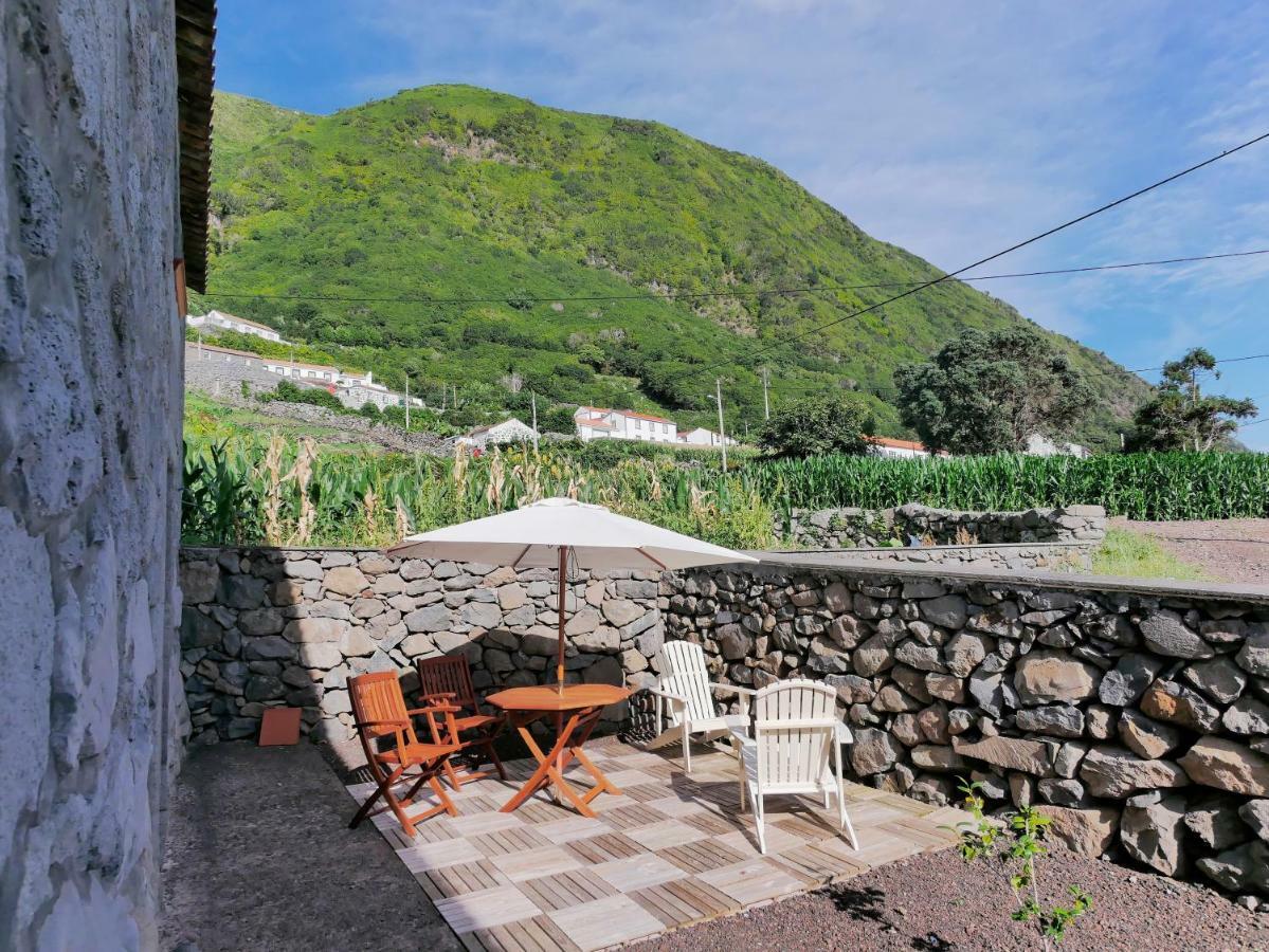 Villa Casas Dos Vimes à Faja dos Vimes Extérieur photo