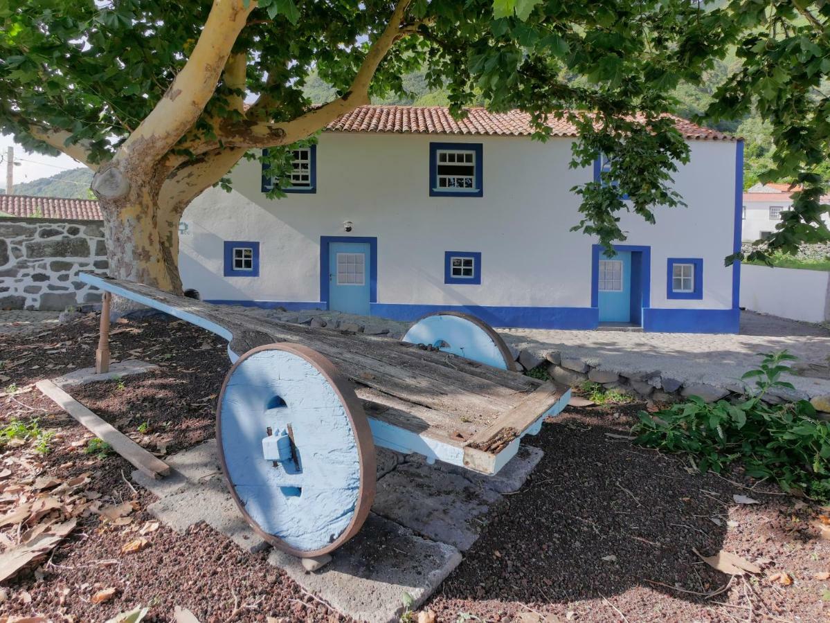 Villa Casas Dos Vimes à Faja dos Vimes Extérieur photo